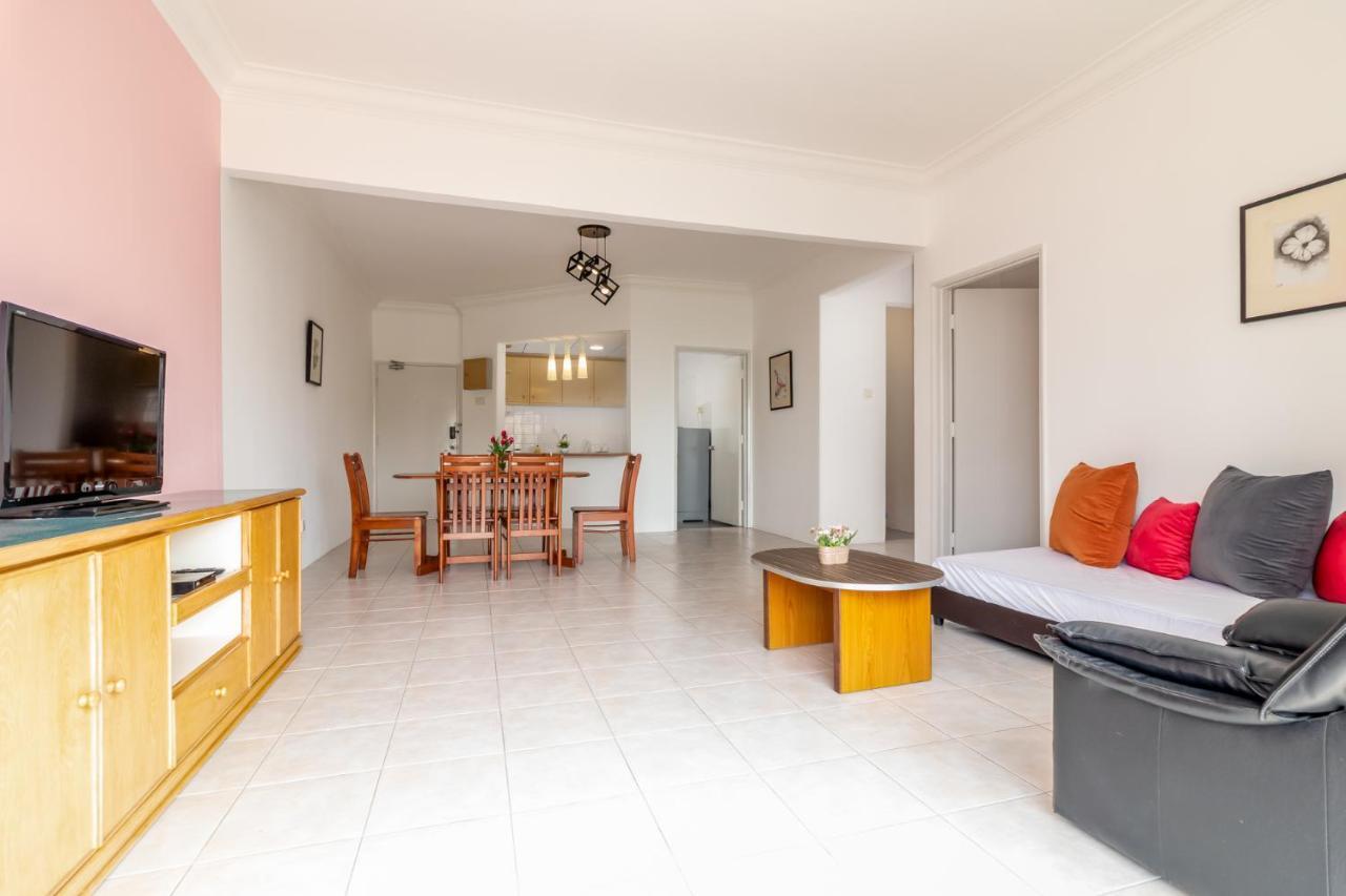Condo At Melaka Raya By Idealhub ภายนอก รูปภาพ